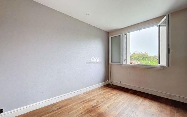 Maison à vendre    4 pièces •  Montluçon