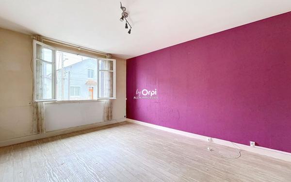 Maison à vendre    4 pièces •  Montluçon