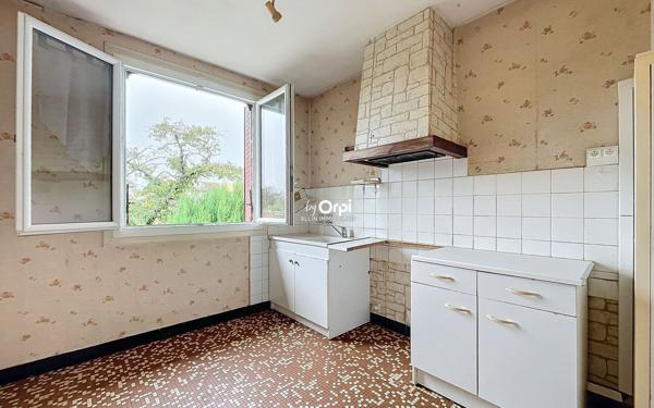 Maison à vendre    4 pièces •  Montluçon