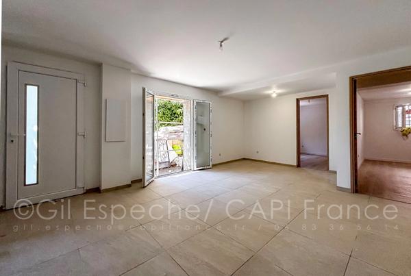 Appartement à vendre 3 pièces Rez-de-Jardin SAINT LAURENT DU VAR (06)
