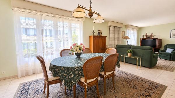 LOCMIQUELIC - Maison 5 Chambres