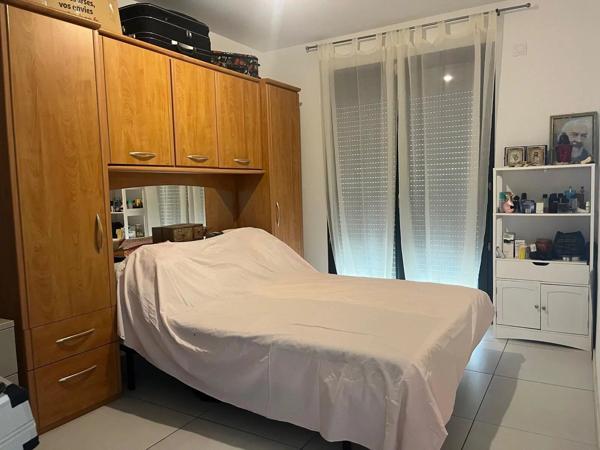 Vente                                                      Villa
                        
                     6 pièces                      122 m2                     à Perpignan