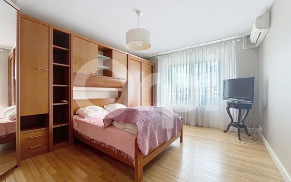 Maison à louer    5 pièces •  Brive-la-Gaillarde