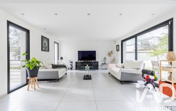 Maison à vendre 5 pièces 147 m² Sainte-Geneviève-des-Bois