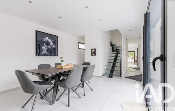 Maison à vendre 5 pièces 147 m² Sainte-Geneviève-des-Bois