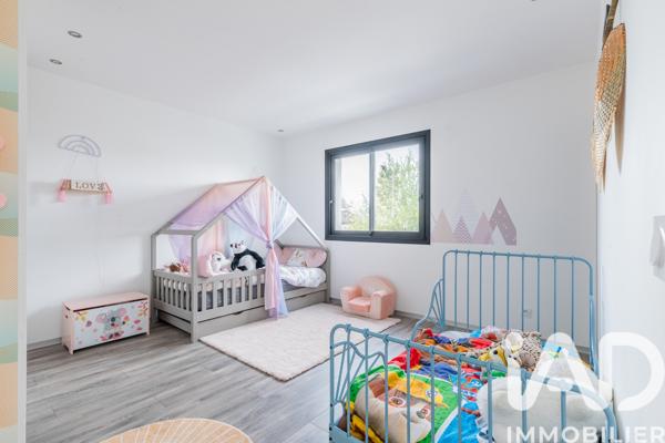 Maison à vendre 5 pièces 147 m² Sainte-Geneviève-des-Bois