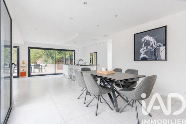 Maison à vendre 5 pièces 147 m² Sainte-Geneviève-des-Bois