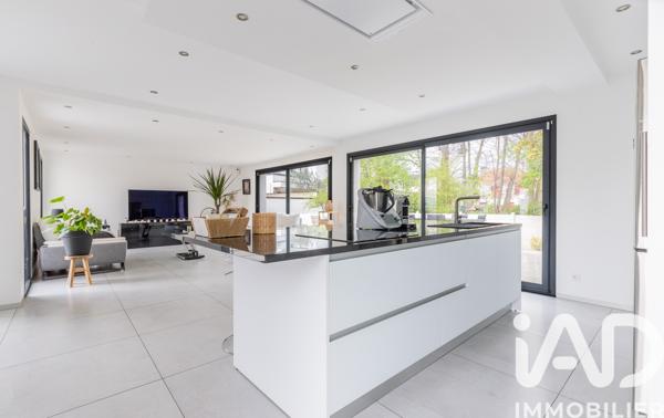 Maison à vendre 5 pièces 147 m² Sainte-Geneviève-des-Bois