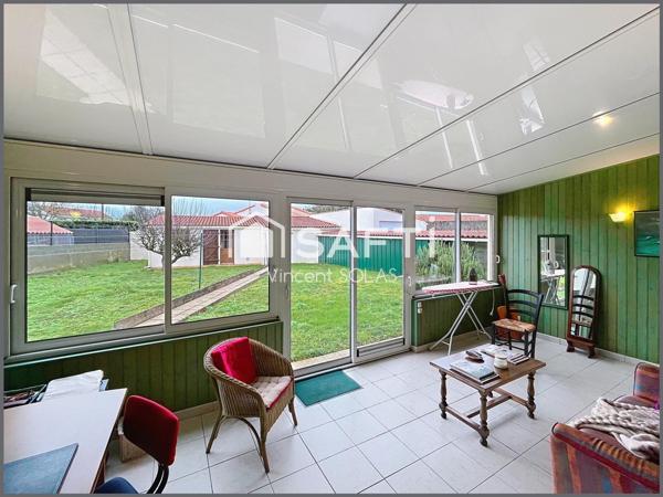 Maison de Plain-Pied de 90m² - Proche Commerces à pied , - Au Calme - Jardin - Dépendances