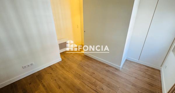 Location Studio 21.6 m² - Troyes 10000