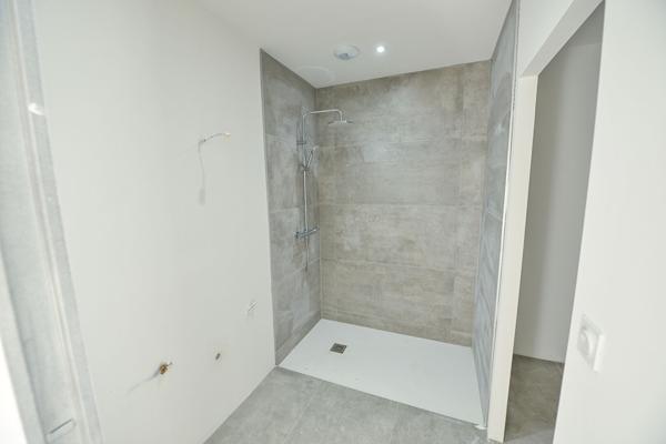 49100 ANGERS MAISON NEUVE - 4CH - JARDIN - TERRASSES POUR LES CHAMBRES A L ETAGE
