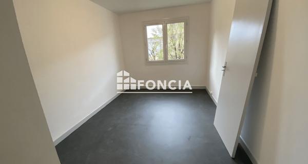 Location Appartement 3 pièces 57.01 m² - Guilherand-granges 07500