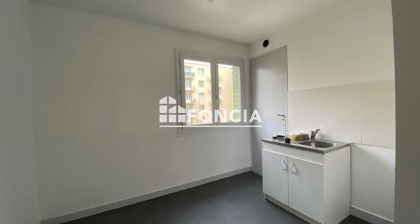 Location Appartement 3 pièces 57.01 m² - Guilherand-granges 07500