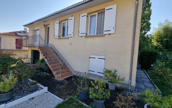 Maison à vendre    4 pièces • 96 m2 Saint-Maurice-les-Brousses