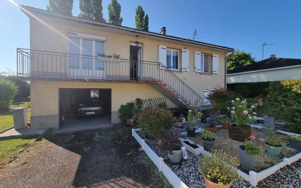 Maison à vendre    4 pièces • 96 m2 Saint-Maurice-les-Brousses