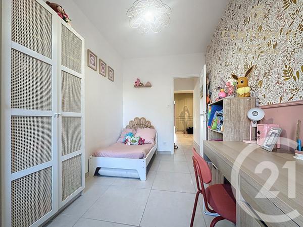 Appartement F5 à vendre  5 pièces - 167,99 m2 MARSEILLE - 13008