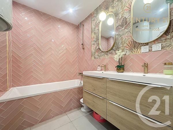 Appartement F5 à vendre  5 pièces - 167,99 m2 MARSEILLE - 13008