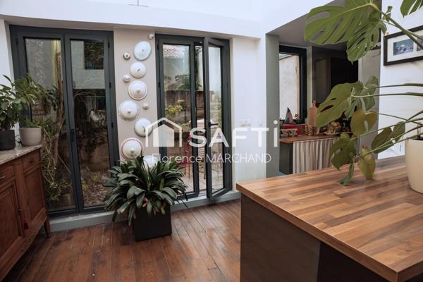 MAISON DE CARACTÈRE  PROCHE BRÈCHE MARCHÉ ECOLES !