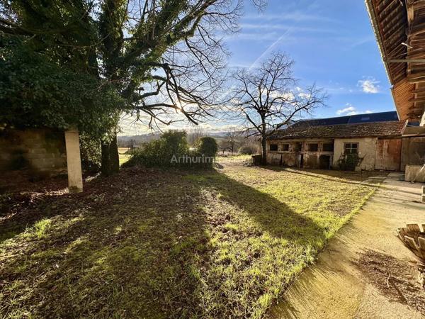 Vente                                                      Ferme
                        
                     4 pièces                      225 m2                     à Méry