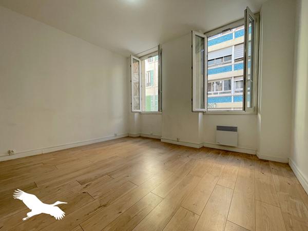 Appartement à vendre |  Marseille 06 |  2 pièces | 31 m²