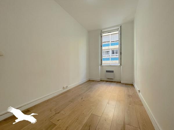 Appartement à vendre |  Marseille 06 |  2 pièces | 31 m²