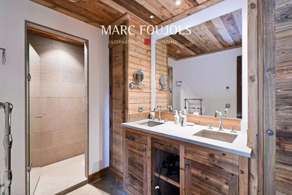 Méribel – Appartement de 190 m² – 4 chambres – Terrasse – Jacuzzi
