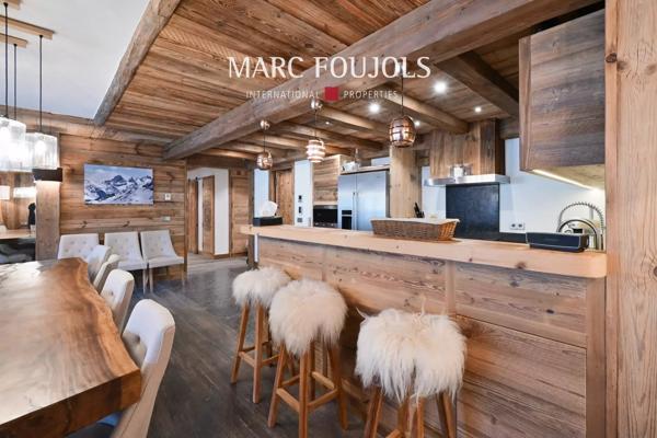 Méribel – Appartement de 190 m² – 4 chambres – Terrasse – Jacuzzi