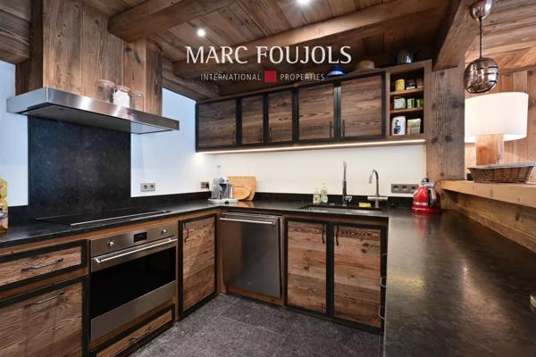 Méribel – Appartement de 190 m² – 4 chambres – Terrasse – Jacuzzi
