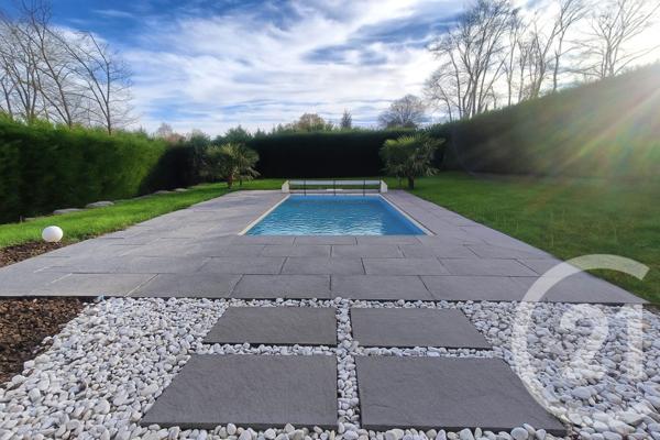 Maison à vendre  8 pièces - 179,41 m2 MONTREVEL EN BRESSE - 01