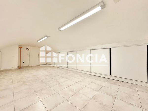 Location Local commercial 1 pièce 45 m² - 55 PLACE SAINT LOUIS Metz 57000