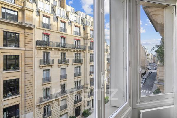 Étage élevé de standing