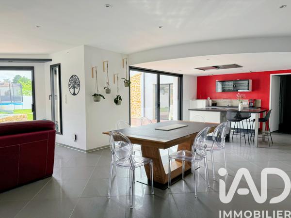 Maison à vendre 6 pièces 204 m² Aubigny-Les Clouzeaux