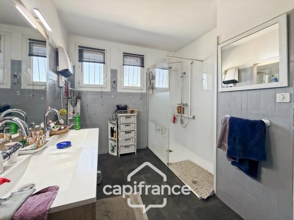 Maison à vendre 5 pièces LA ROCHE DE GLUN (26)