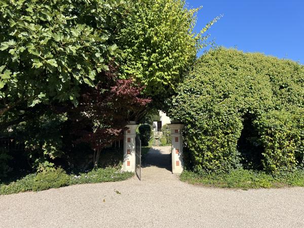 Cinq-Mars-la-Pile (37130) Maison en pierre avec jardin paysagé