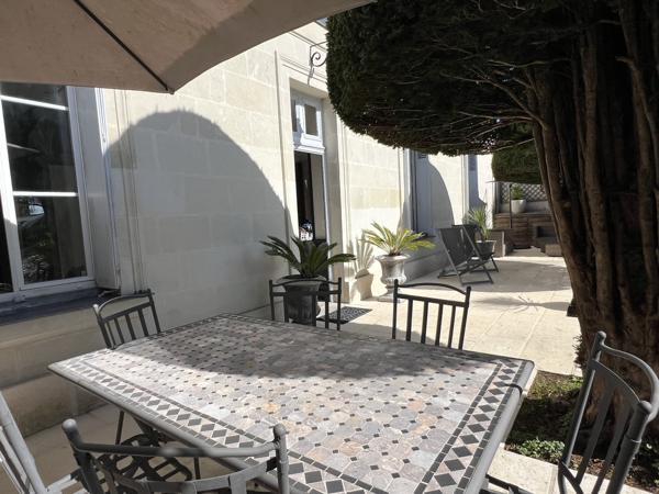 Cinq-Mars-la-Pile (37130) Maison en pierre avec jardin paysagé