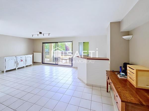 Bel et vaste appartement de 82 m² Résidence SCHUMANN