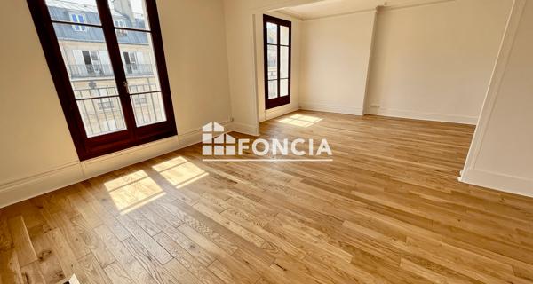 Location Appartement 4 pièces 85.67 m² - Paris 75005