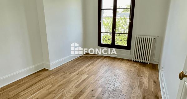 Location Appartement 4 pièces 85.67 m² - Paris 75005