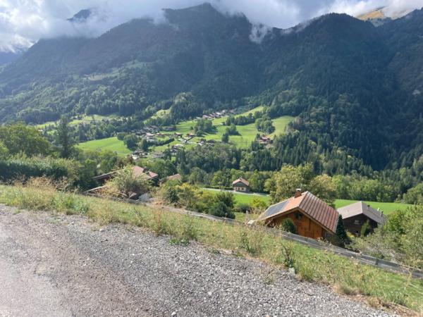 Dpt Haute Savoie (74), à vendre LE PETIT BORNAND LES GLIERES terrain