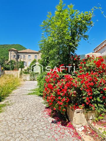 Maison à rénover au cœur des Baronnies Provençales.