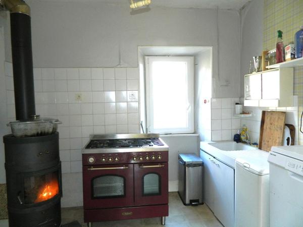 Maison 2 appartements et terrain