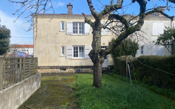 Maison à vendre    4 pièces • 105 m2 La Rochelle