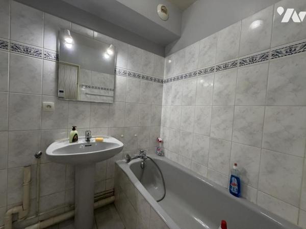 TOURS CENTRE – APPARTEMENT T1 AVEC TERRASSE