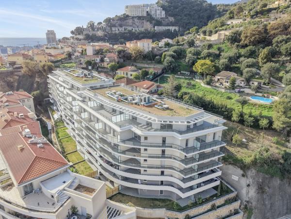 APPARTEMENT D'EXCEPTION 5 PIÈCES – DERNIER ÉTAGE – TERRASSE 65 m² – AUX PORTES DE MONACO