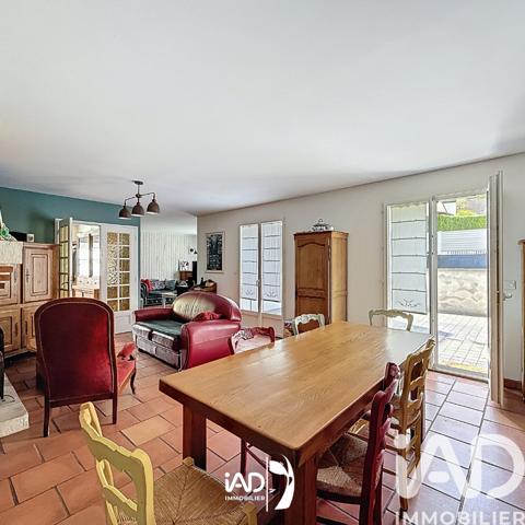 Maison à vendre 8 pièces 168 m² Saint-Léger-du-Bourg-Denis