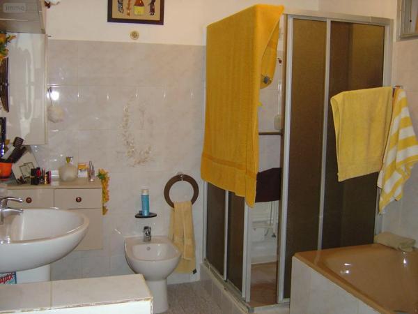 Achat - Maison Hyères 83400 10 pièces 238 m 2 400 m 2