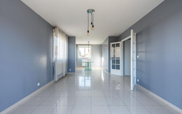 Maison à vendre    10 pièces • 200 m2 Ormesson-sur-Marne