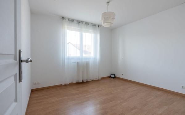 Maison à vendre    10 pièces • 200 m2 Ormesson-sur-Marne