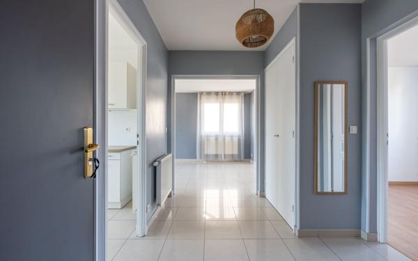 Maison à vendre    10 pièces • 200 m2 Ormesson-sur-Marne