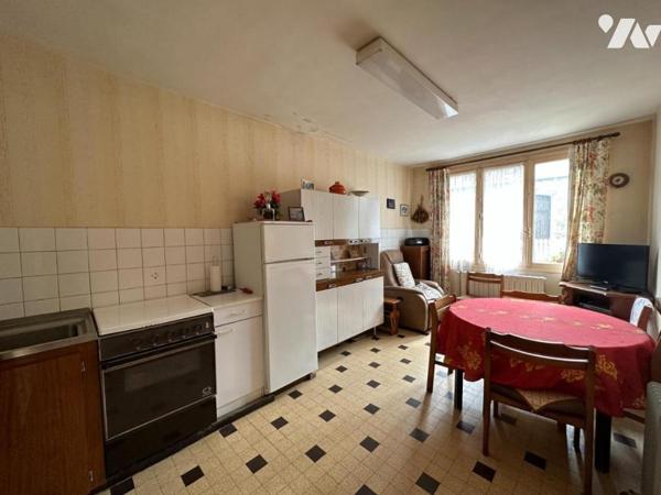 Maison de ville à deux pas du port